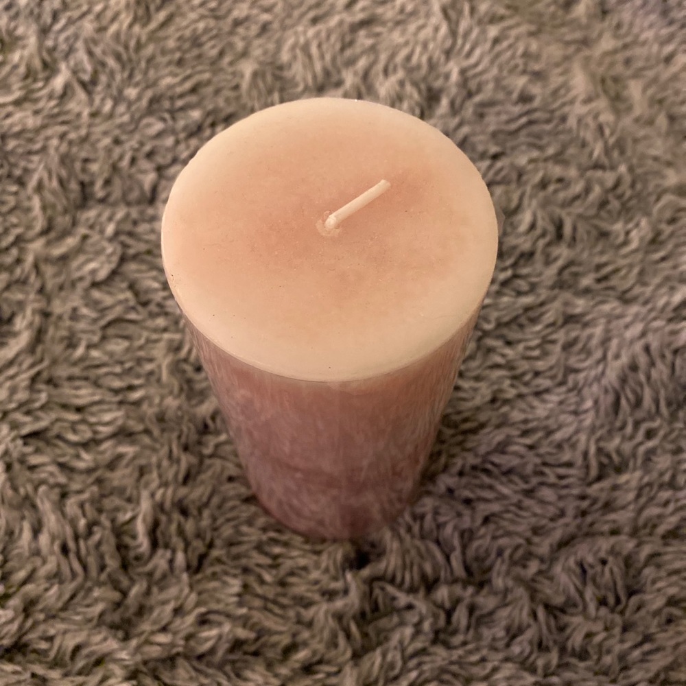 Amber Rose Scented Pillar Candle 3x6 Brand New!